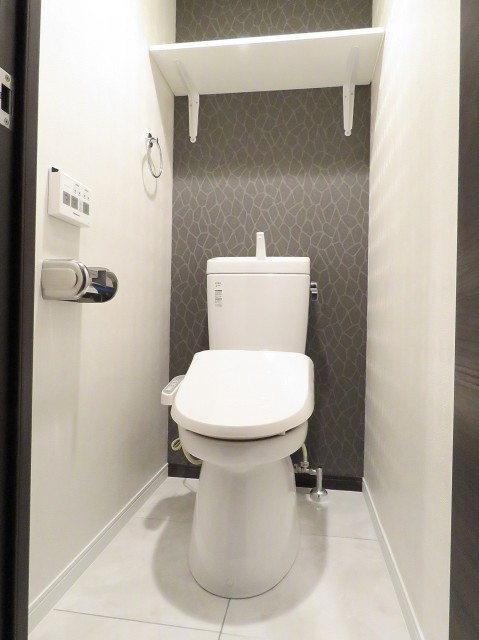 松見坂武蔵野マンション　ウォシュレット付きトイレ