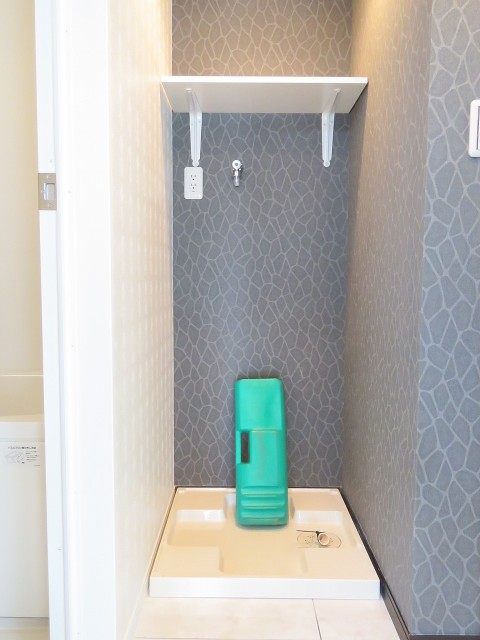 松見坂武蔵野マンション　洗濯機置場