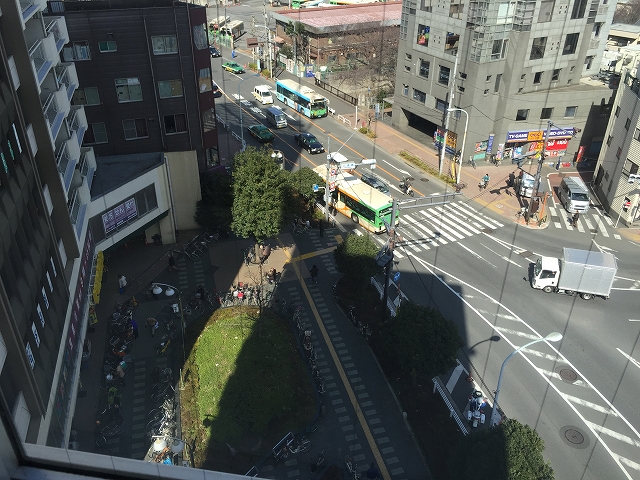 ライオンズマンション北新宿　ダイニングキッチン眺望