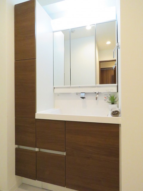 モアグランデ浜松町　洗面化粧台