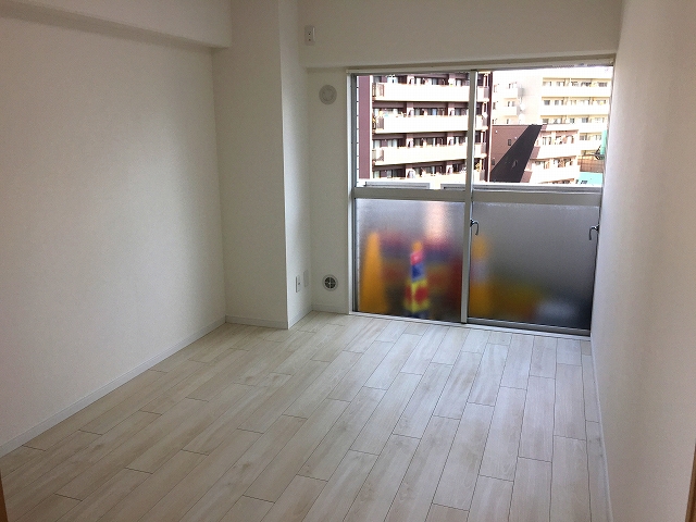 ライオンズマンション北新宿　洋室約5帖