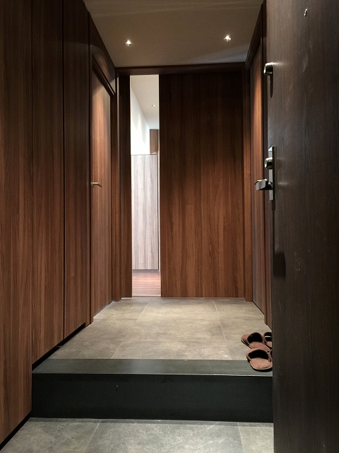 赤坂ハイツ　玄関