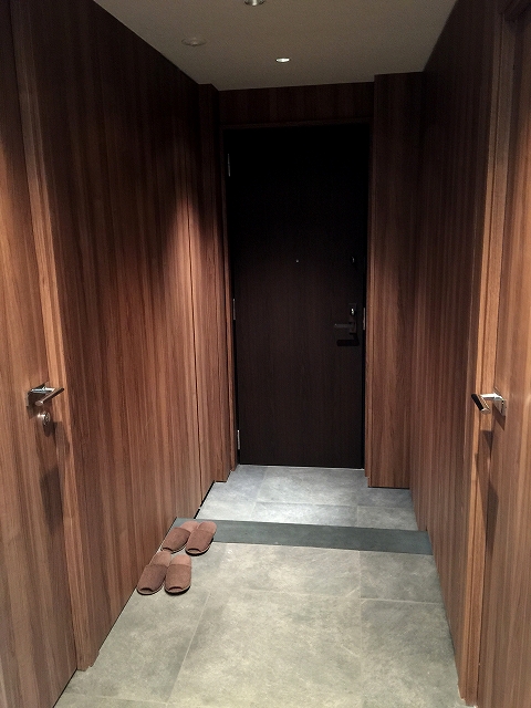 赤坂ハイツ　玄関