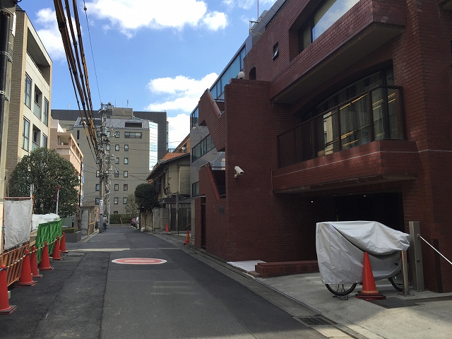 赤坂ハイツ　前面道路