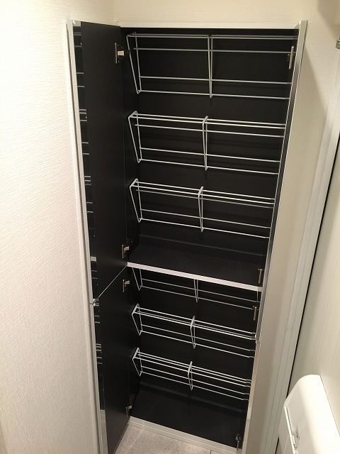 池田山ロイヤルマンション シューズボックス