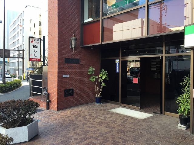 ストークメイジュ エントランス