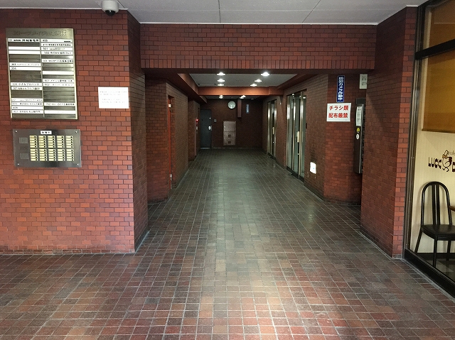 ストークメイジュ エントランスホール