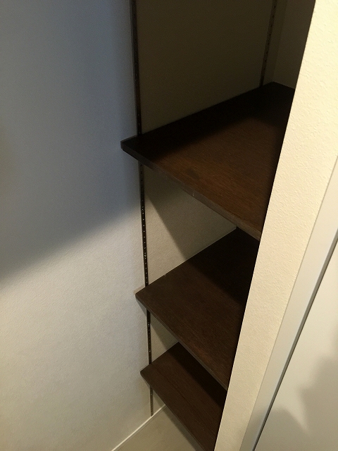 ストークメイジュ 玄関収納