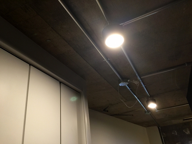 ストークメイジュ　照明