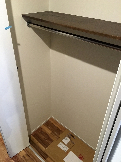 ストークメイジュ　クローゼット