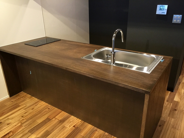 ストークメイジュ　キッチン