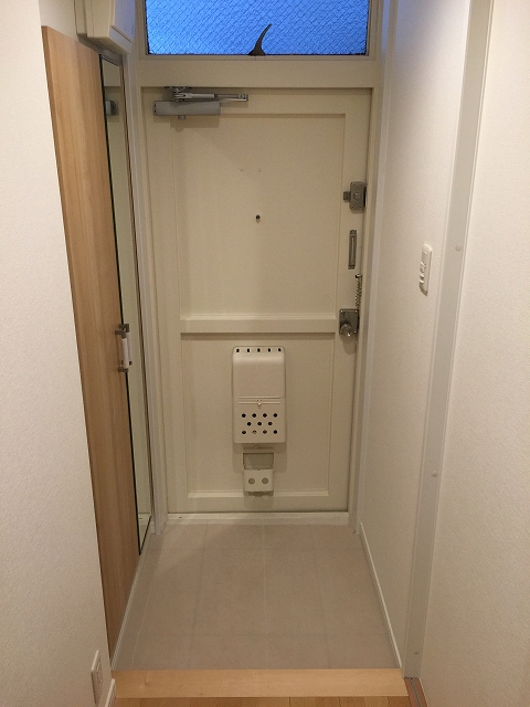 東中野コーポラス　玄関