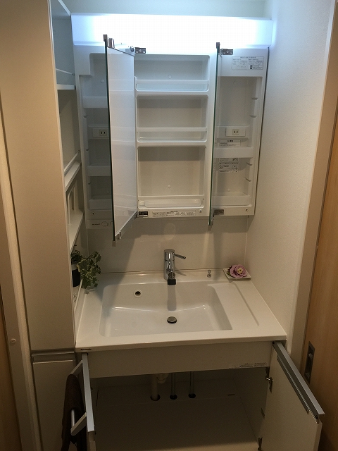 東中野コーポラス　洗面台