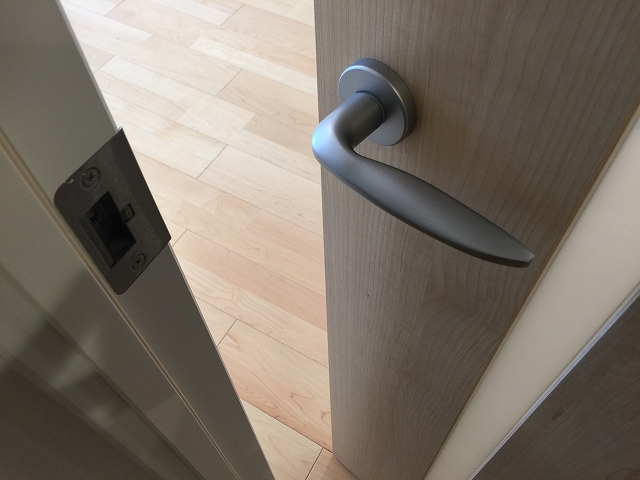 東中野コーポラス　リビングダイニングキッチンへ