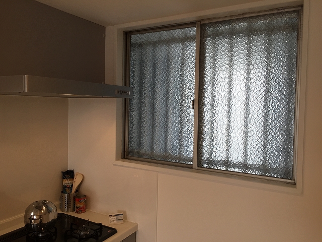 東中野コーポラス　キッチン横窓