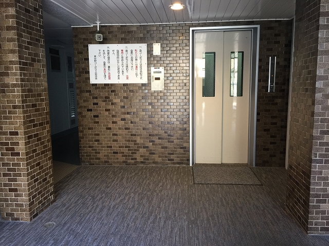 東中野コーポラス　エントランス