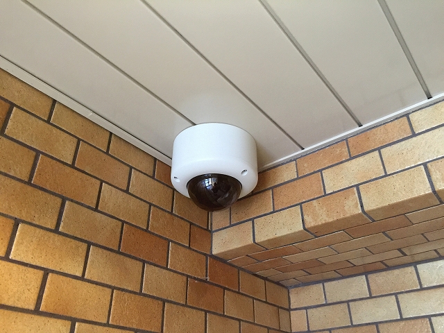 ライオンズマンション碑文谷第2　エントランスホール防犯カメラ