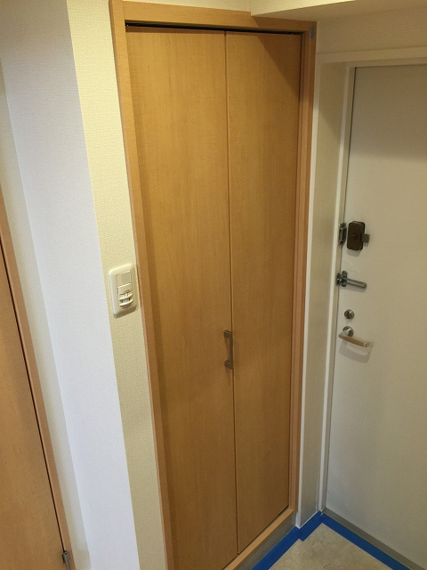 ライオンズマンション碑文谷第2　玄関収納