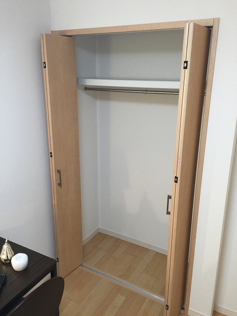 ライオンズマンション碑文谷第2　サービスルーム収納