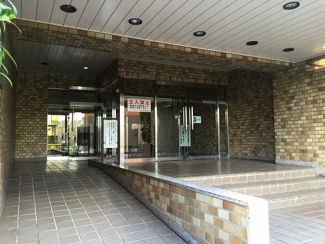 ライオンズマンション高円寺南　エントランス