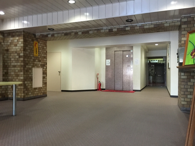 ライオンズマンション高円寺南　エントランスホール