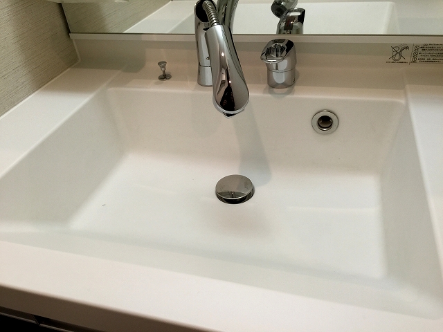 ベルテ中野江古田　洗面台