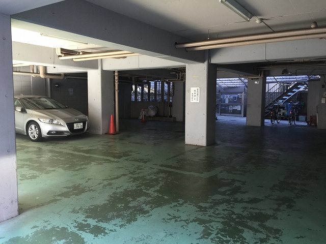 エントピア荻窪　駐車場