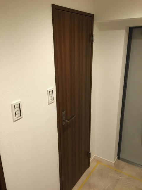 財形第３御殿山マンション　シューズインクローゼット