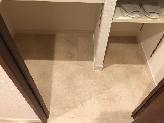 財形第３御殿山マンション　シューズインクローゼット