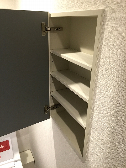 財形第３御殿山マンション　トイレ収納