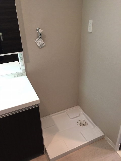 グリーンハイム世田谷　洗濯機置場