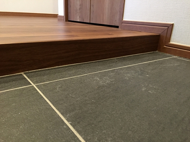 ヴィラロイヤル代々木　玄関