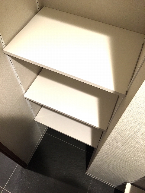 ヴィラロイヤル代々木　シューズインクローゼット