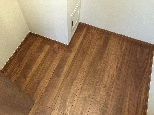 ヴィラロイヤル代々木　洋室約8.3帖収納