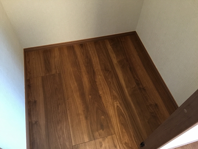 ヴィラロイヤル代々木　洋室約6.7帖収納