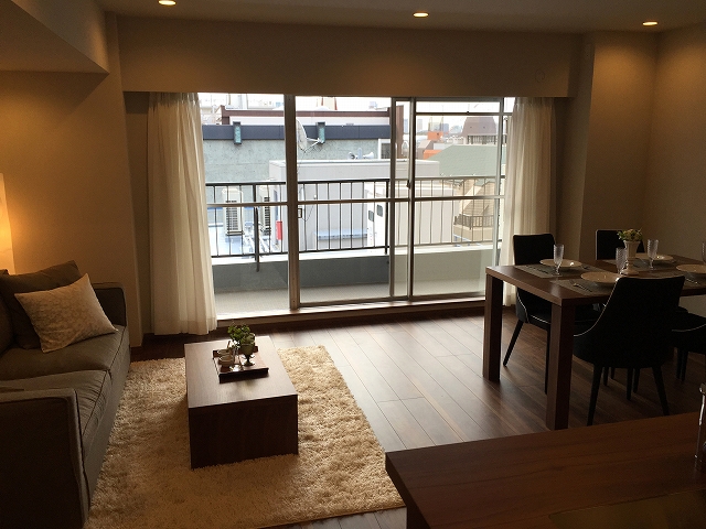 ヴィラロイヤル代々木　リビングダイニングキッチン