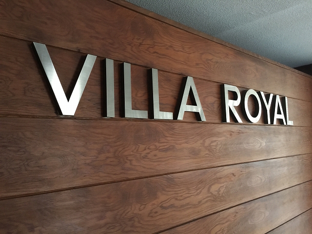 ヴィラロイヤル代々木　エントランスホール