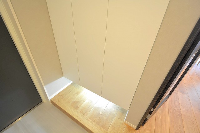 青山コーポラス 玄関