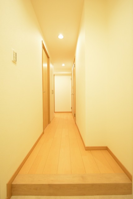 日興初台スカイマンション 玄関