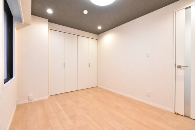 菱和パレス若松町 洋室1