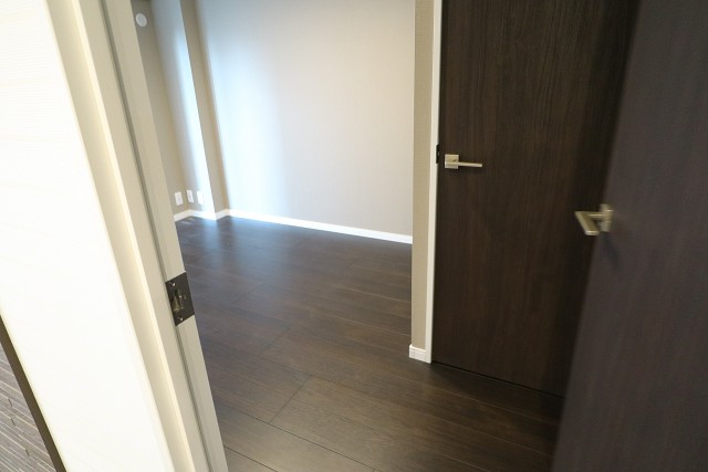 ライオンズマンション初台 洋室１