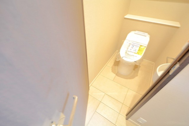 クオリア神南フラッツ トイレ