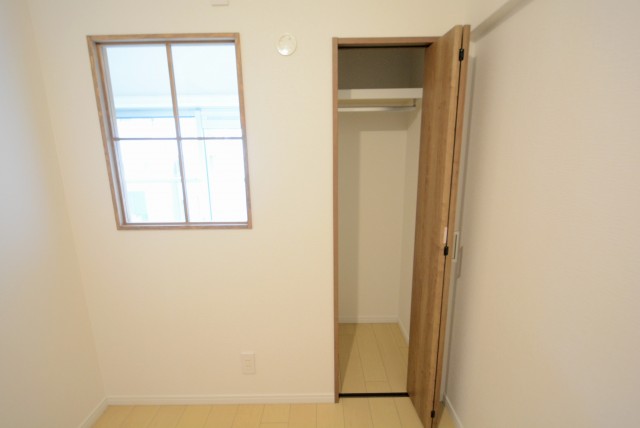 松見坂武蔵野マンション 洋室4