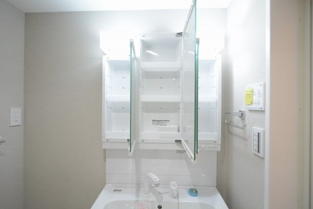 松見坂武蔵野マンション 洗面