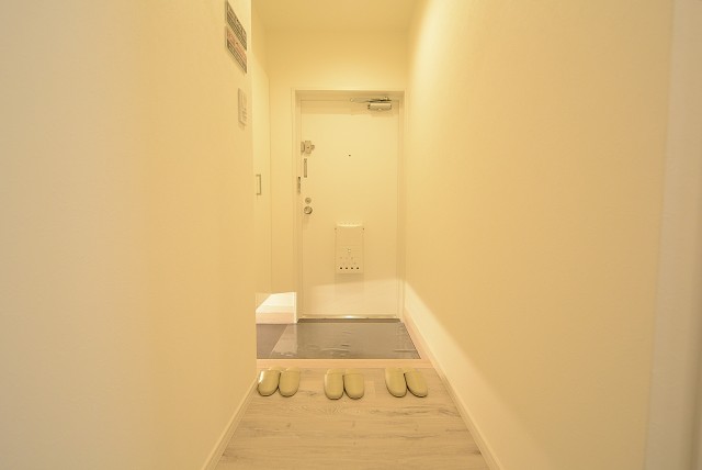 日興パレス西荻窪 玄関