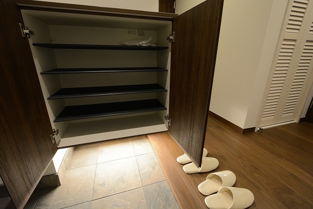 ライオンズマンション池田山 玄関