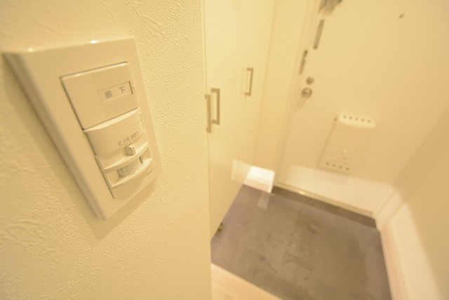 日興パレス西荻窪 玄関