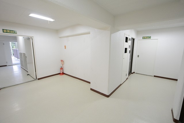 ライオンズマンション池田山 エントランス