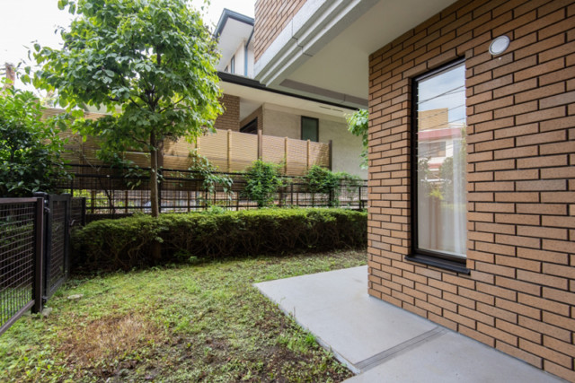 ガーデンホーム落合ヒルズ 専用庭