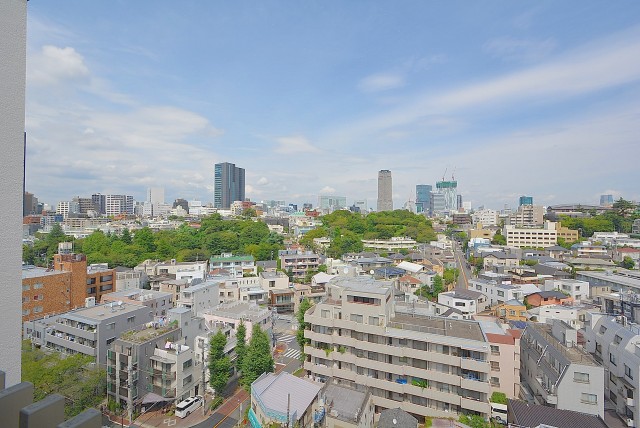 青葉台フラワーマンション (4)外廊下　絶景